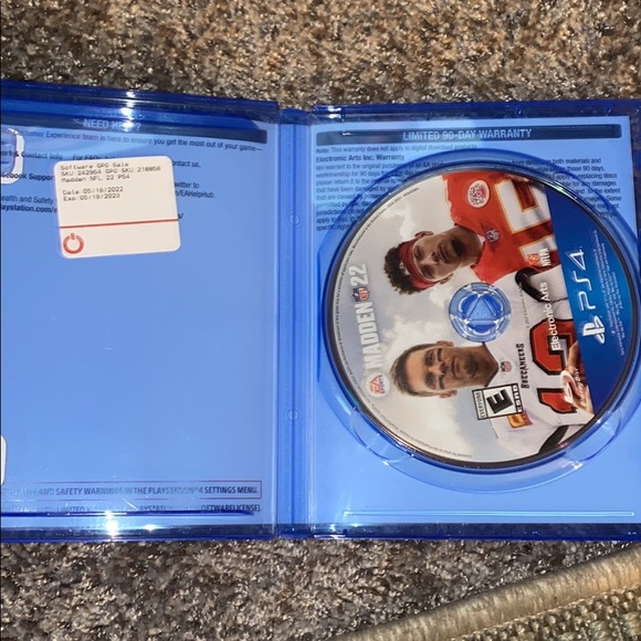 Madden NFL 22 ps4 game - Picture 3 of 3